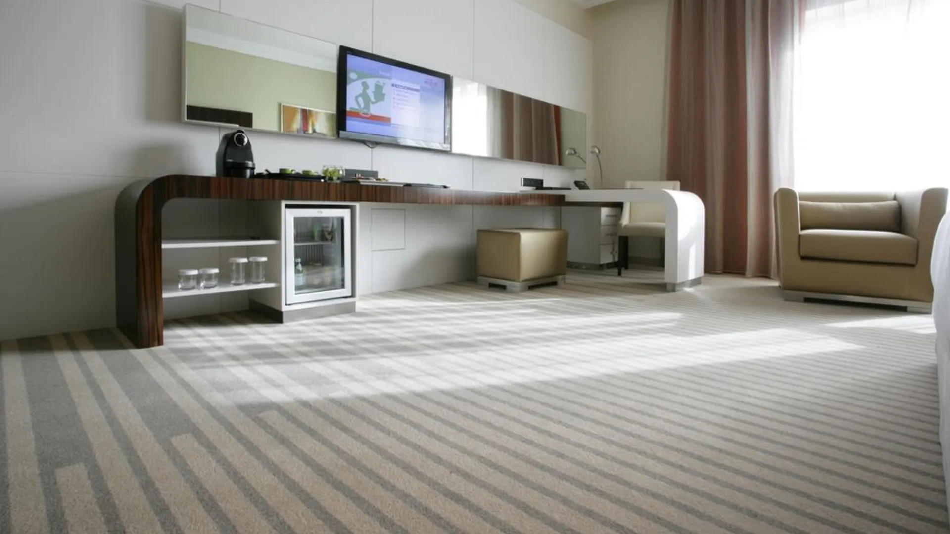 Elite Byblos Hotel Dubai